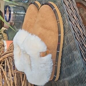 Barbour Tan and Cream Women's Slippers